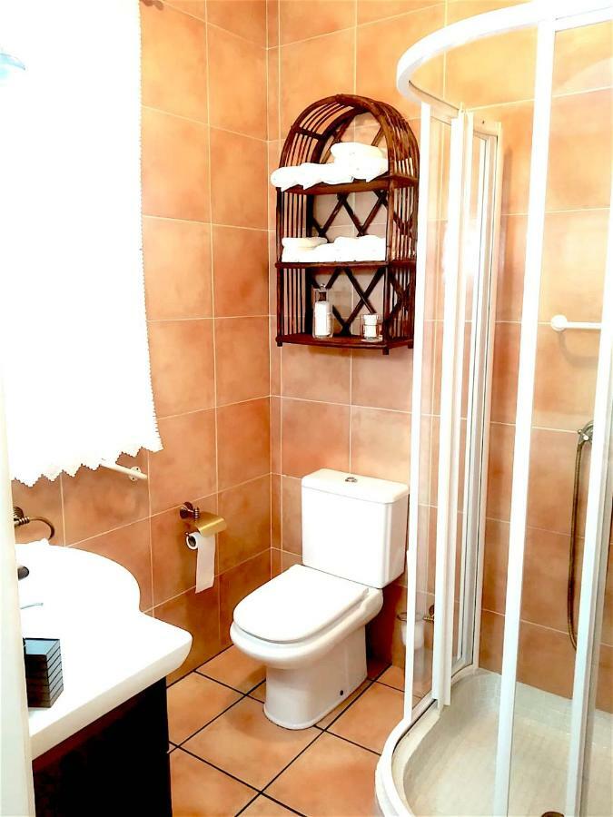 Chalet Con Encanto Villa Palomares del Río Екстериор снимка